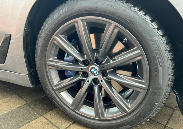 BMW Seria 5 cena 134900 przebieg: 149900, rok produkcji 2019 z Wrocław małe 79